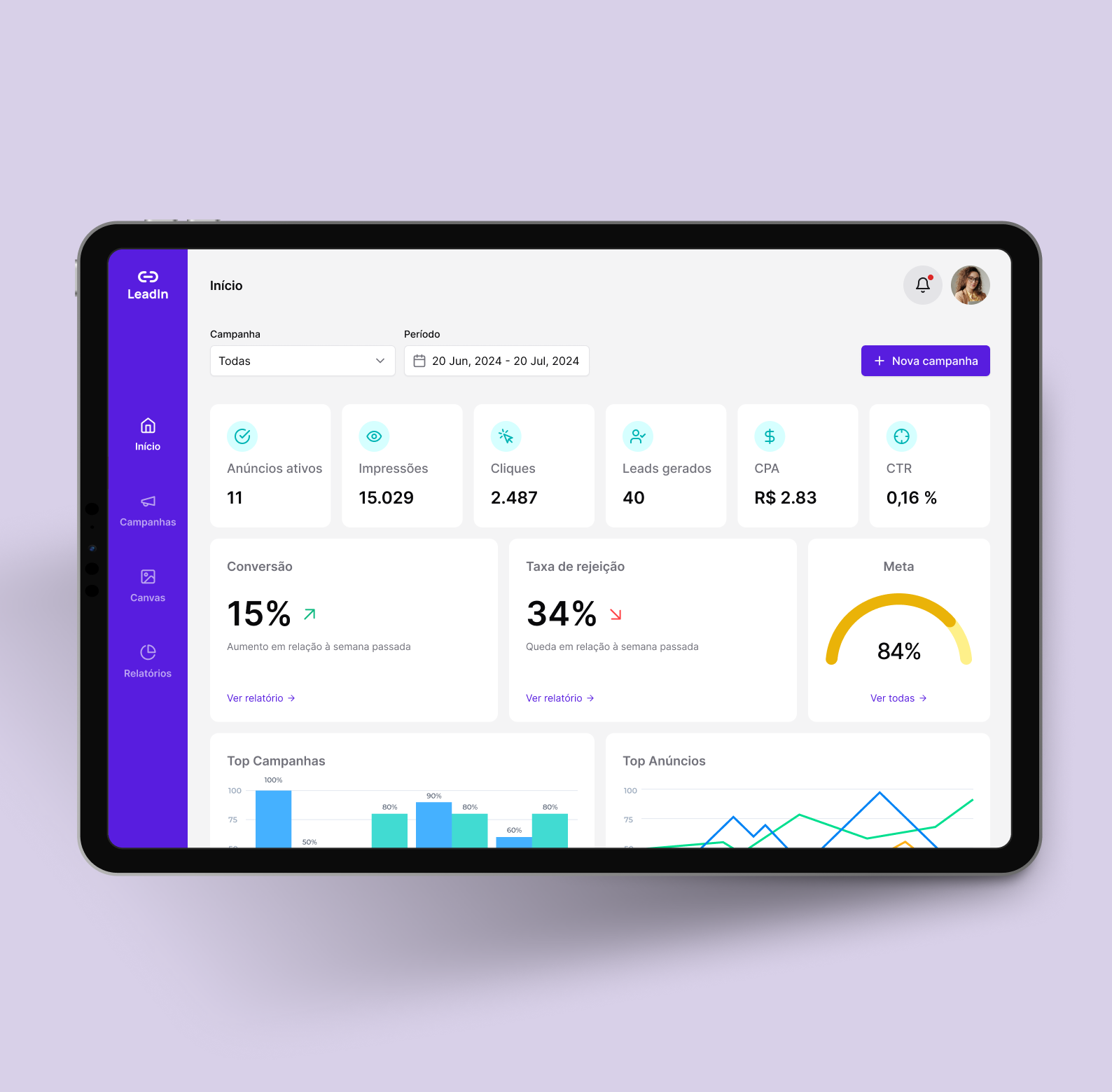 Logo design for the brand Redo on green gradient background